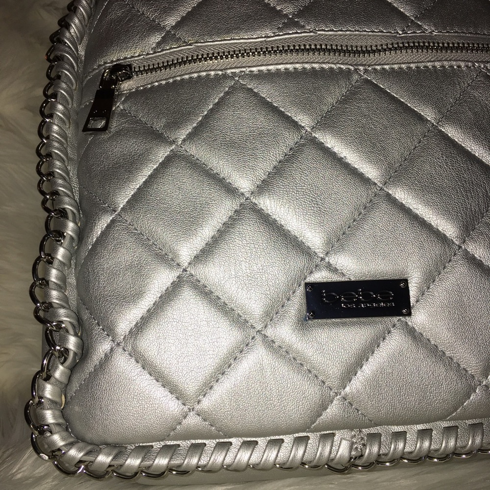BEBE silver backpack 🎒 bag quilted leather - Picture 4 of 8